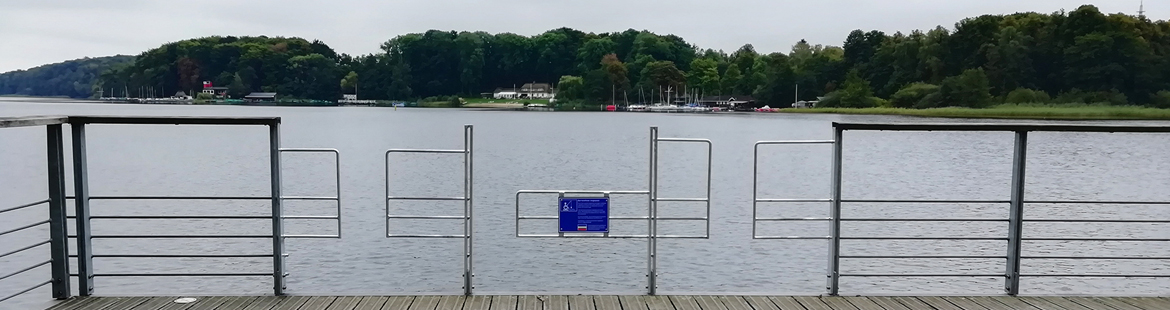 An verschiedenen Gewässern gibt es bereits barrierefreie Angelplätze, wie hier am Großen Segeberger See in Schleswig-Holstein. Bald soll auch am Wameler Vorbecken der Möhnetalsperre barrierefrei geangelt werden können. Quelle „Sabine Hübner, Landessportfischerverband Schleswig-Holstein e. V.